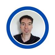 Etudiant développeur web et mobile donne cours de soutient en informatique